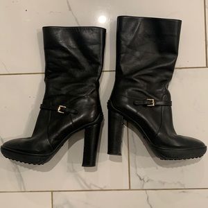 TOD’S BLACK BOOTIES WITH GOLD BUCKLE SIZE 39